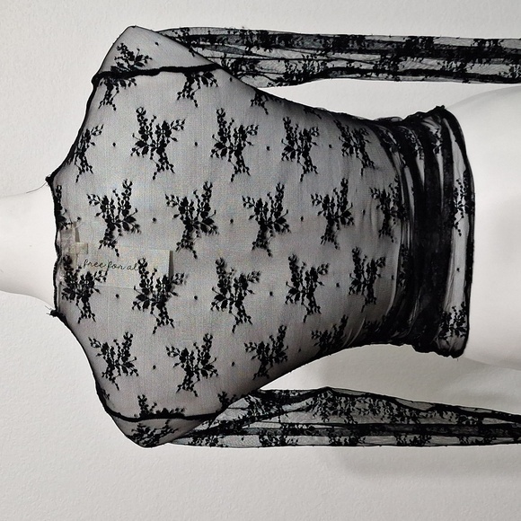 Free For All "NEW" Black Witchy Romantic Sheer Long Sleeve Lace Blouse Size S - Picture 3 of 8